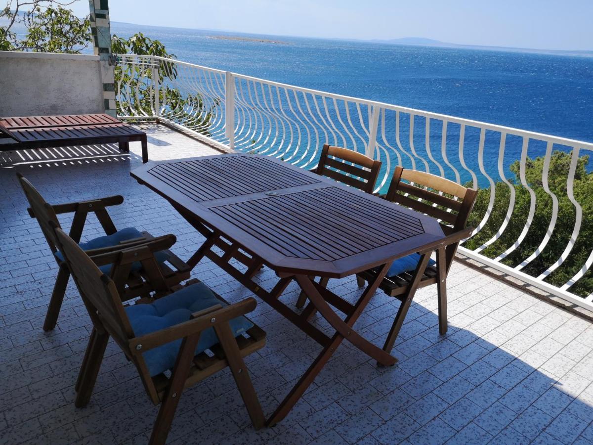 Apartments Bassi Stara Baška Eksteriør billede