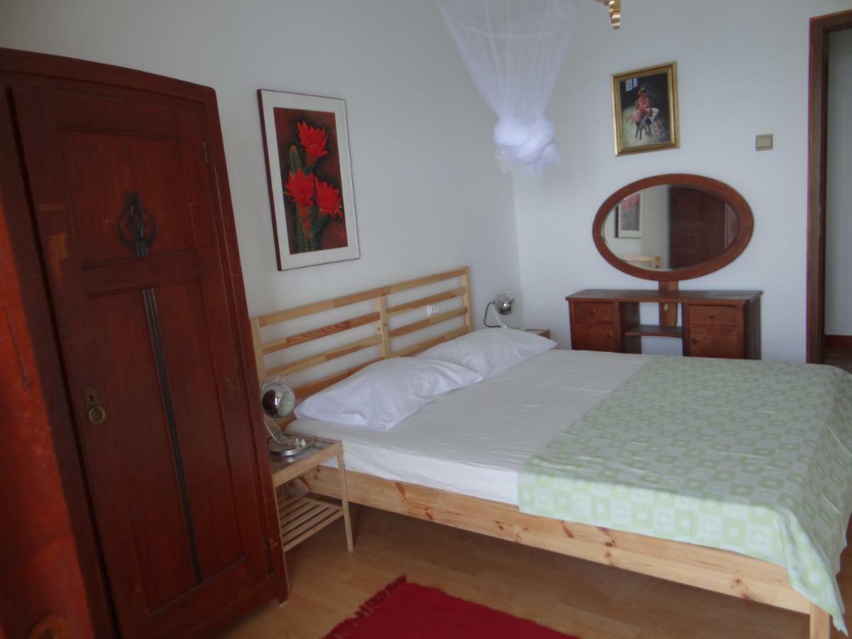 Apartments Bassi Stara Baška Eksteriør billede